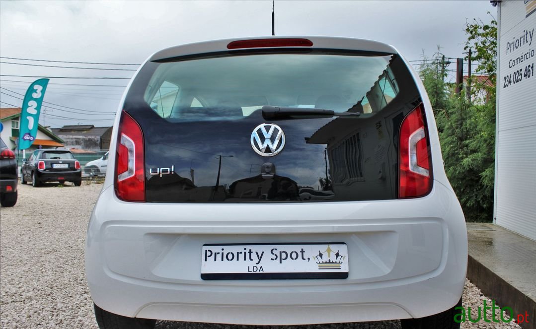 2016' Volkswagen Up photo #5