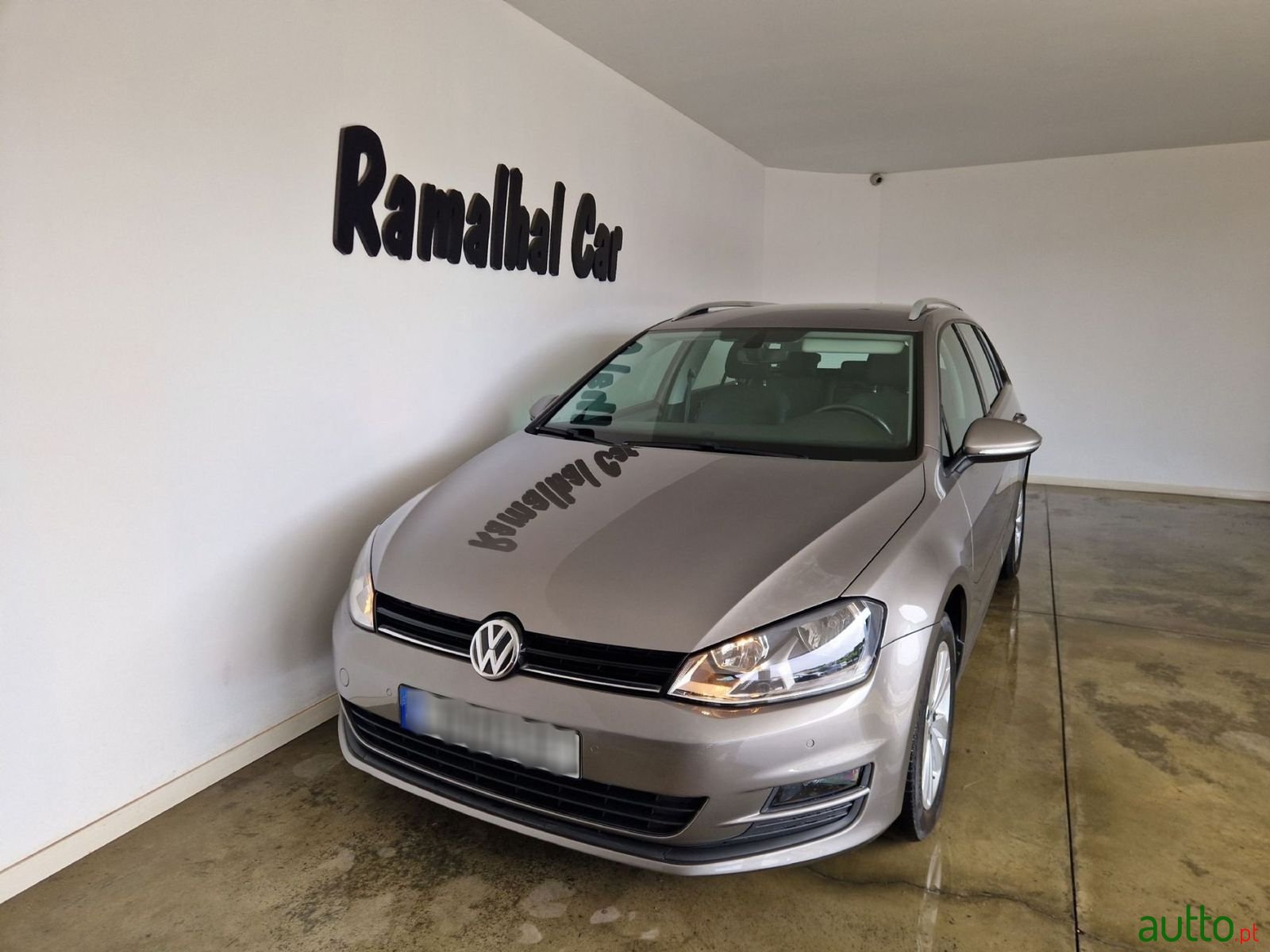 2016' Volkswagen Golf Variant photo #5