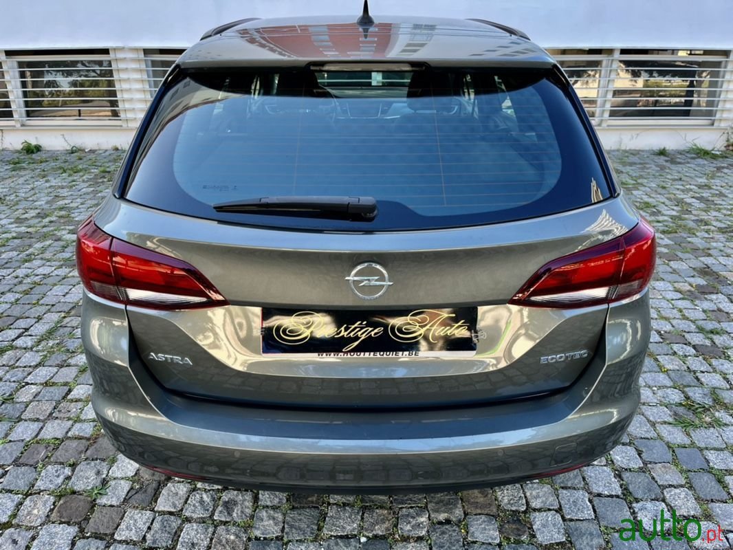2018' Opel Astra Sports Tourer photo #4