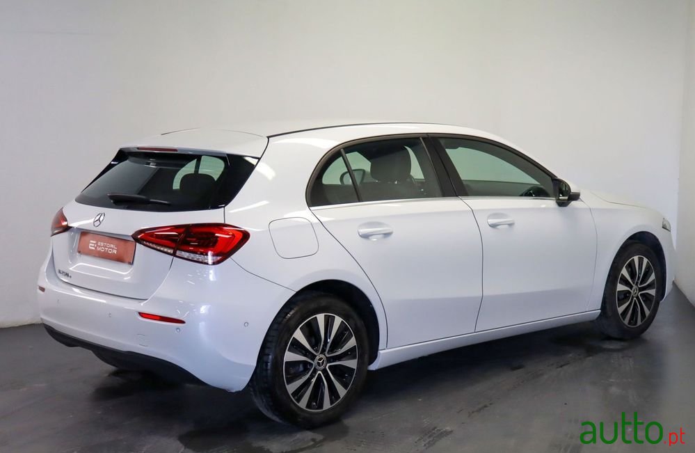 2022' Mercedes-Benz Classe A E Style Plus photo #3