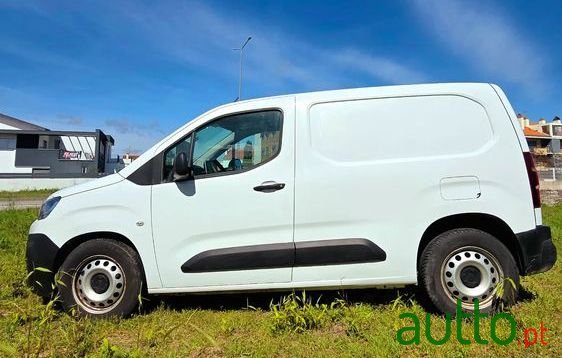 2020' Citroen Berlingo photo #1