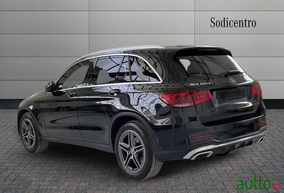 2020' Mercedes-Benz Classe Glc D 4Matic Edition photo #3
