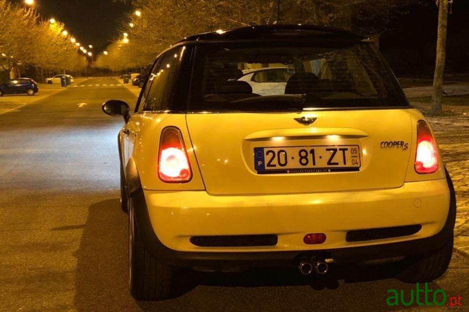 2005' MINI Cooper S photo #1