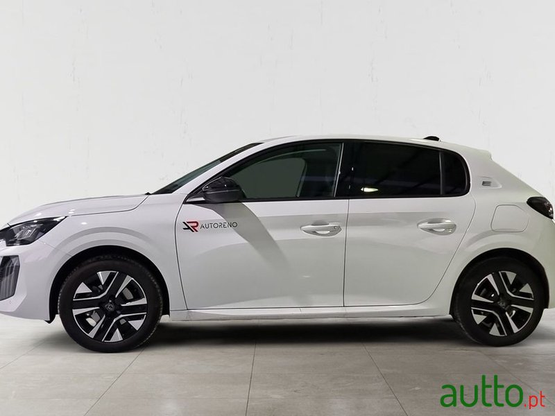 2023' Peugeot e-208 54 Kwh Allure photo #2