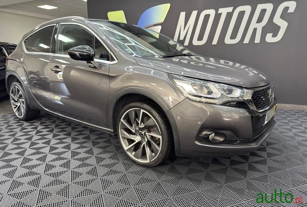2016' DS Automobiles Ds4 Crossback photo #3