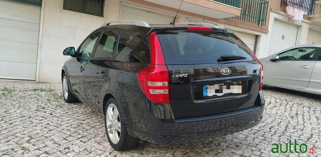 2008' Kia Ceed Sw photo #1