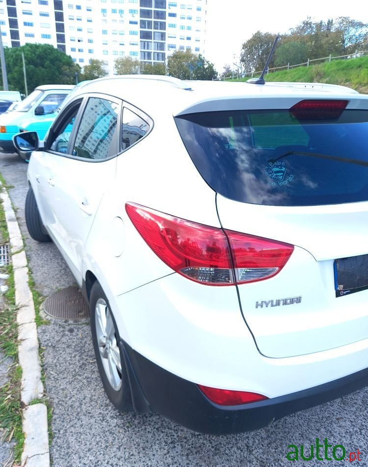 2012' Hyundai ix35 photo #4