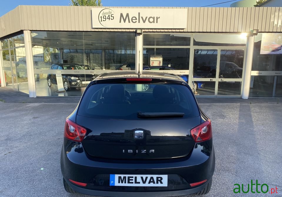 2010' SEAT Ibiza photo #5