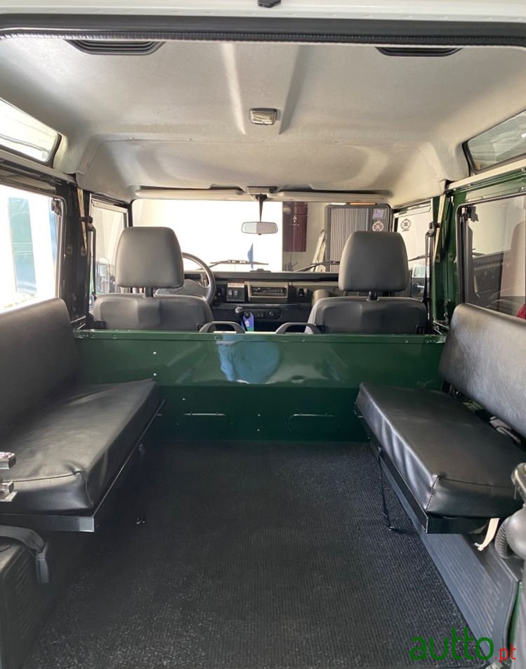 1996' Land Rover Defender photo #4