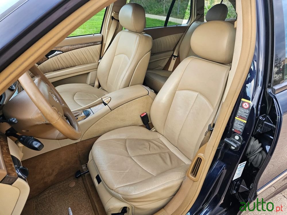 2007' Mercedes-Benz Classe E photo #4