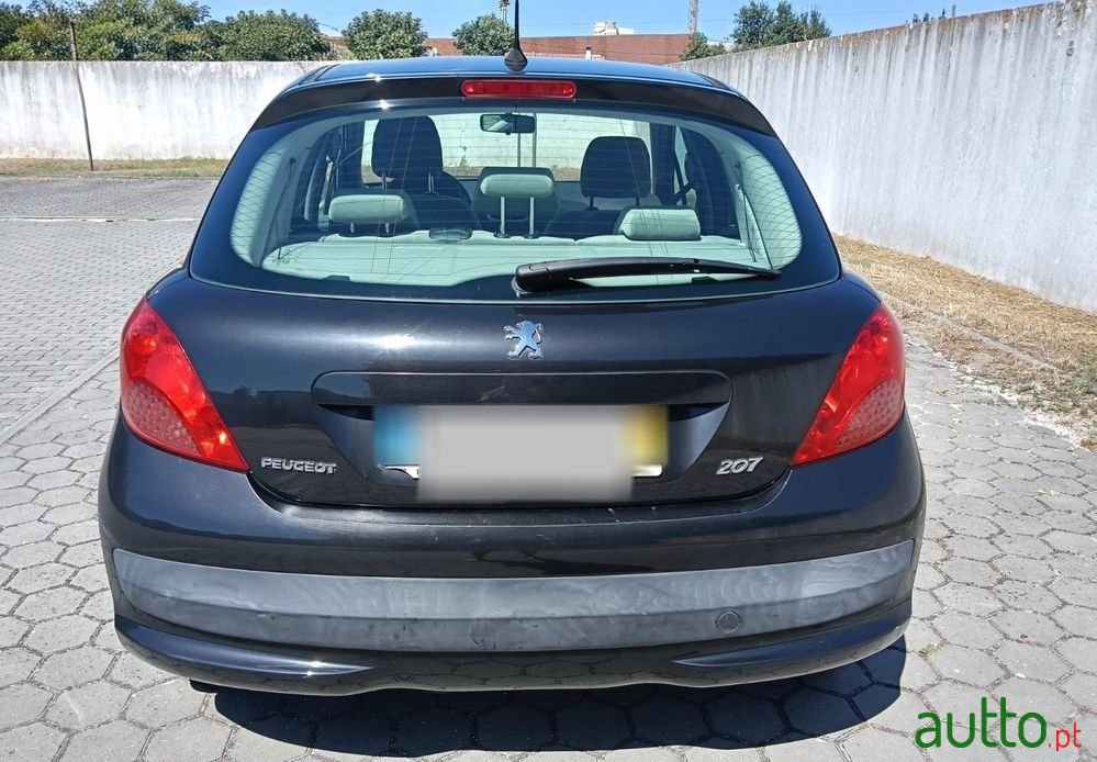 2006' Peugeot 207 1.4 Hdi Premium photo #4