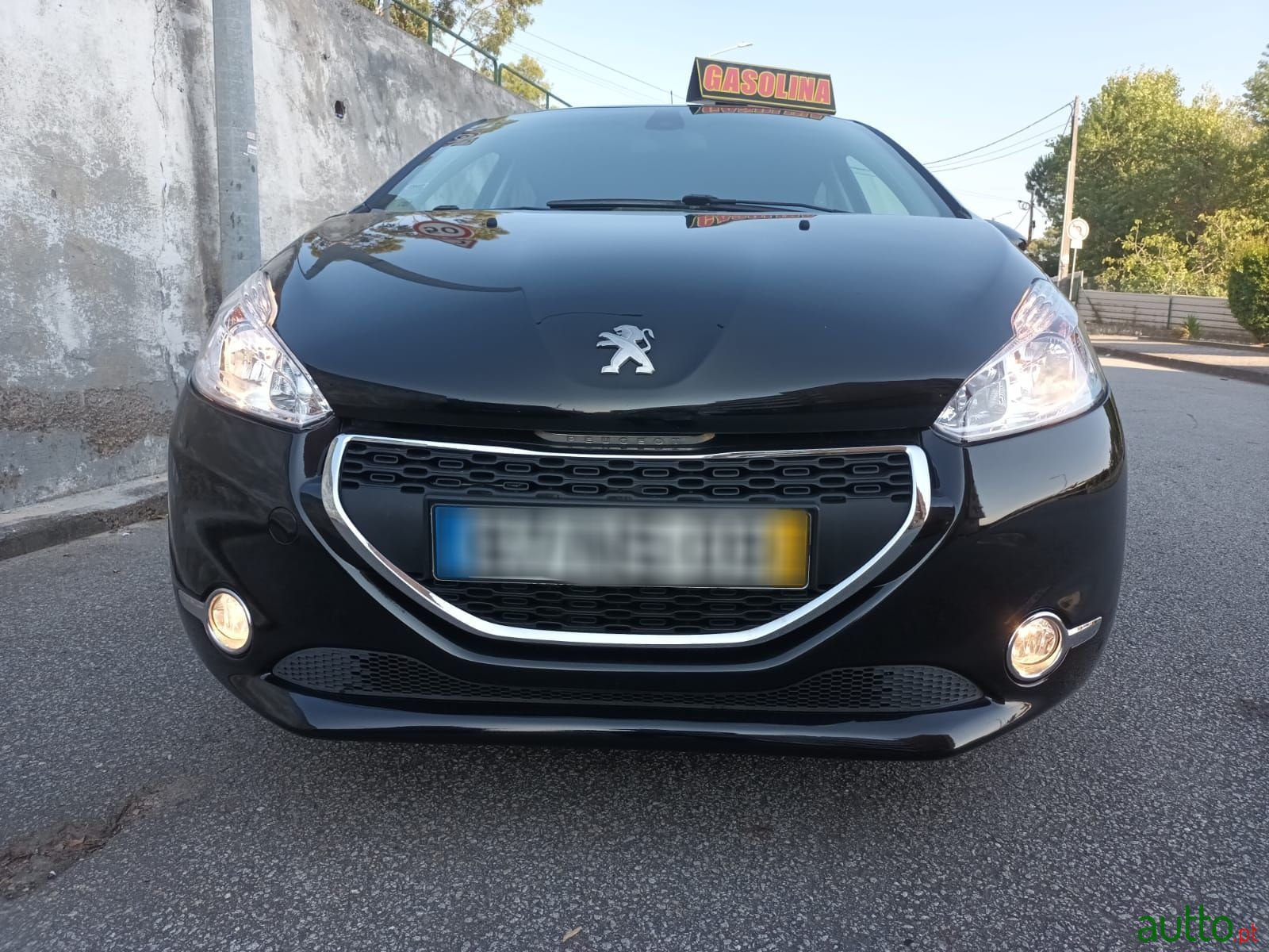 2013' Peugeot 208 photo #4