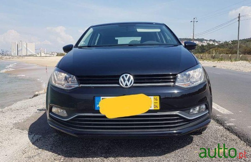 2016' Volkswagen Polo photo #1
