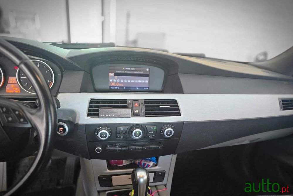 2007' BMW Série 5 Da photo #5