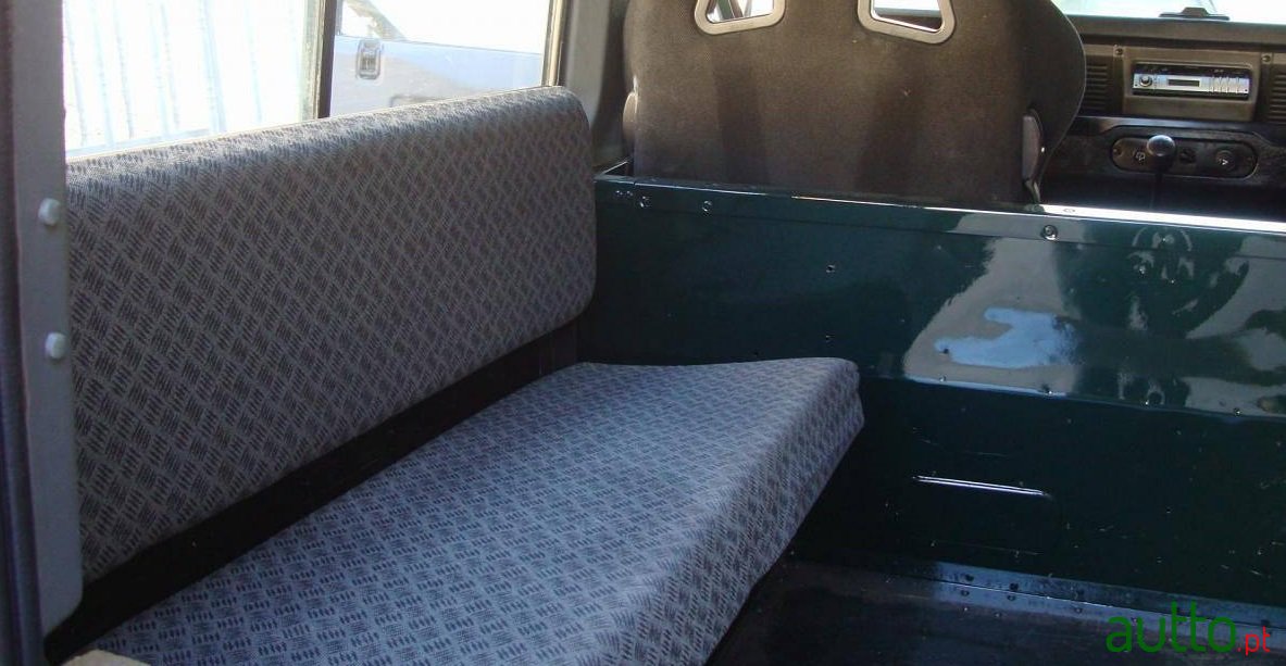 1998' Land Rover Defender 90 90 TD5 photo #5