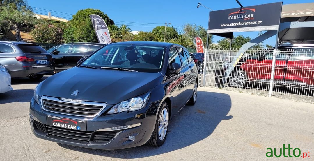 2017' Peugeot 308 Sw photo #1