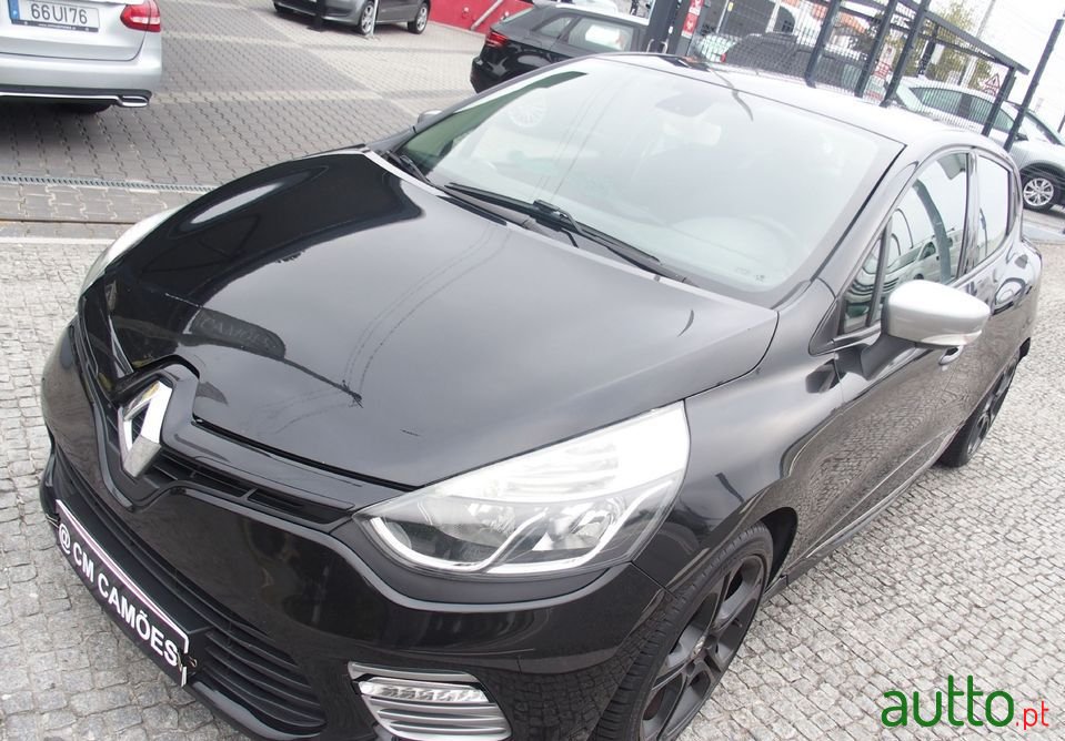 2013' Renault Clio photo #6