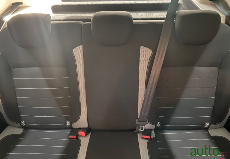 2020' Dacia Sandero Ver-0-9-Tce-Sl-Stepway-Of-Life photo #5