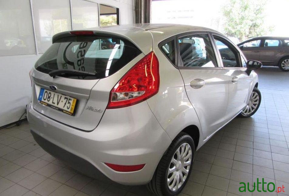 2011' Ford Fiesta 1.4 Tdci Trend photo #2