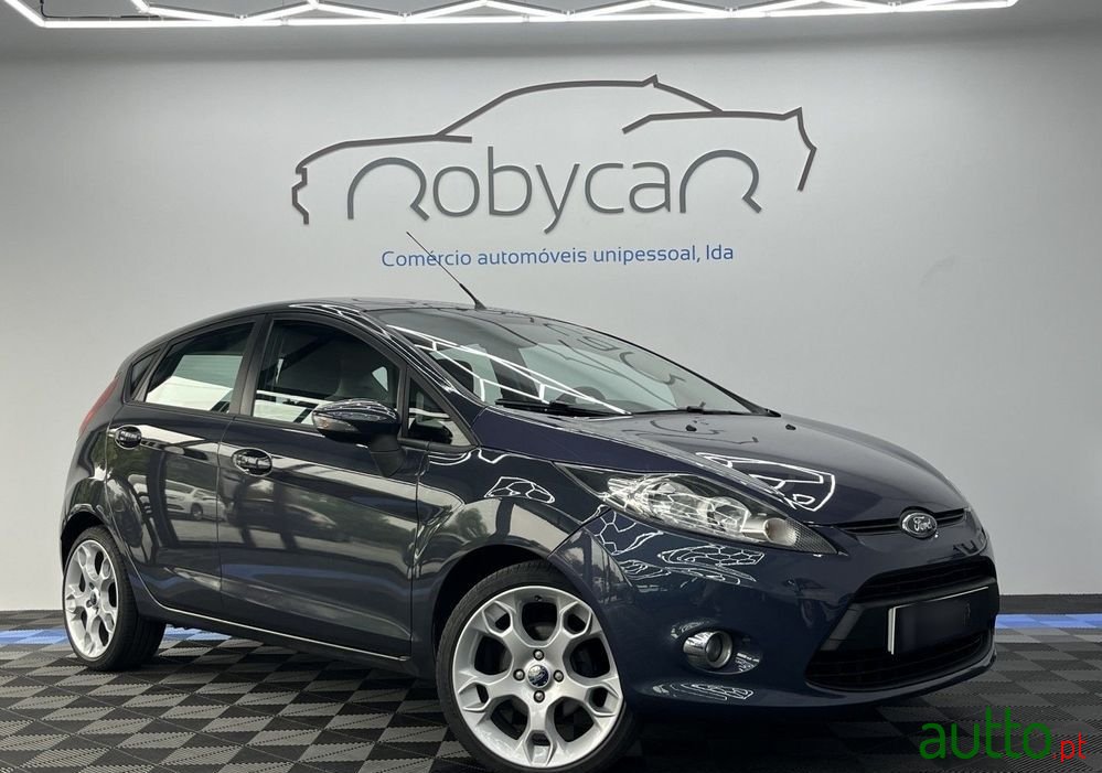 2012' Ford Fiesta 1.25 Techno 124G photo #4