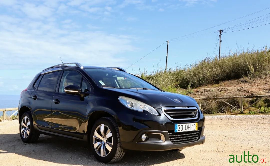 2014' Peugeot 2008 photo #3