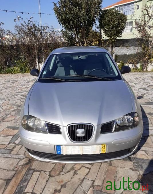 2003' SEAT Cordoba photo #1