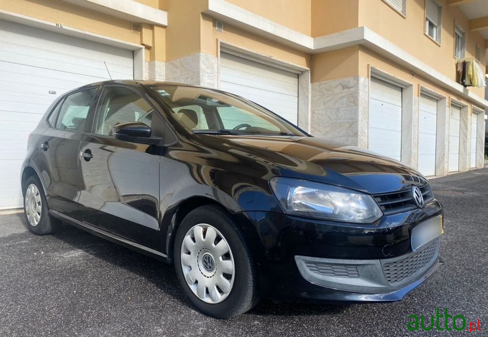 2012' Volkswagen Polo photo #1