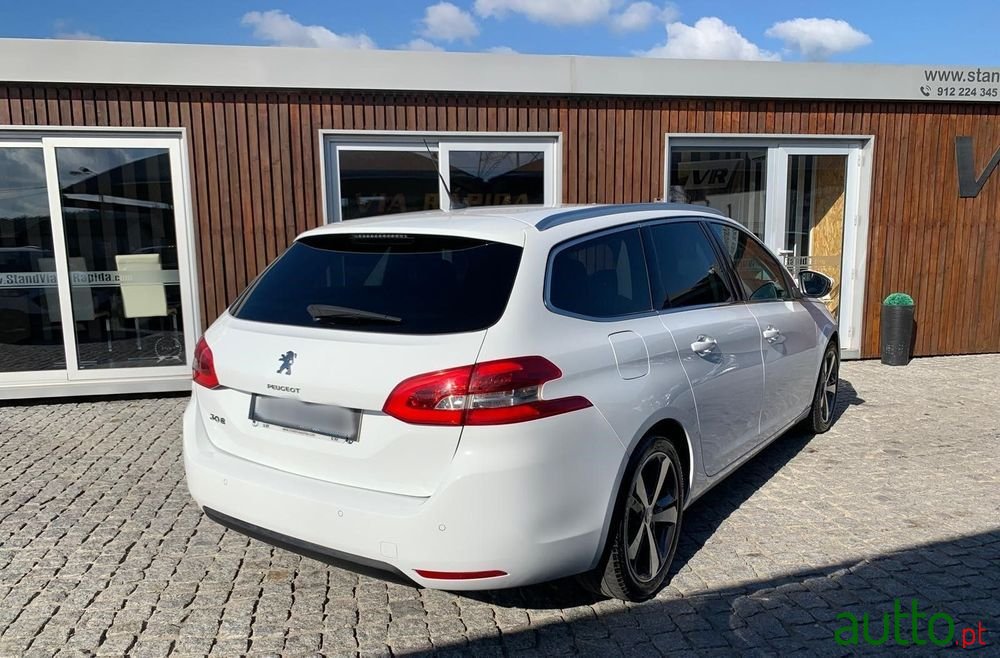 2018' Peugeot 308 Sw photo #6