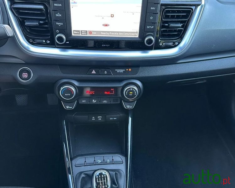 2020' Kia Stonic 1.0 T-Gdi Tech photo #6