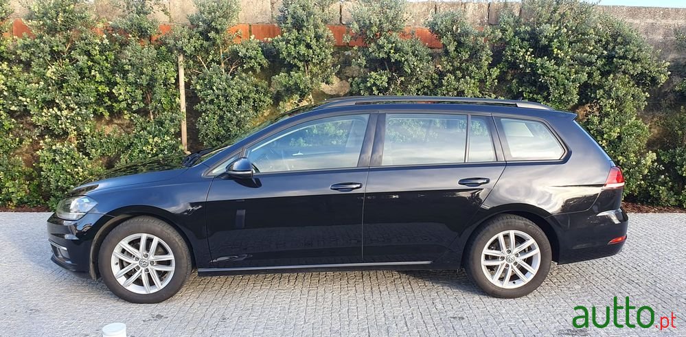 2019' Volkswagen Golf Variant photo #3