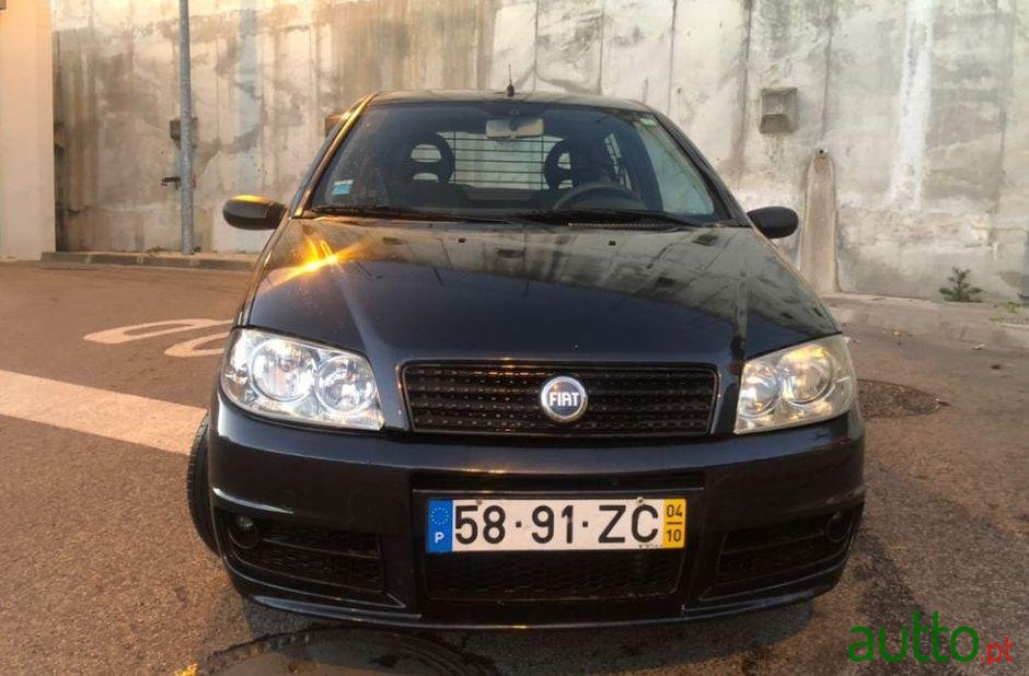 2004' Fiat Punto 1.3 Multijet photo #3