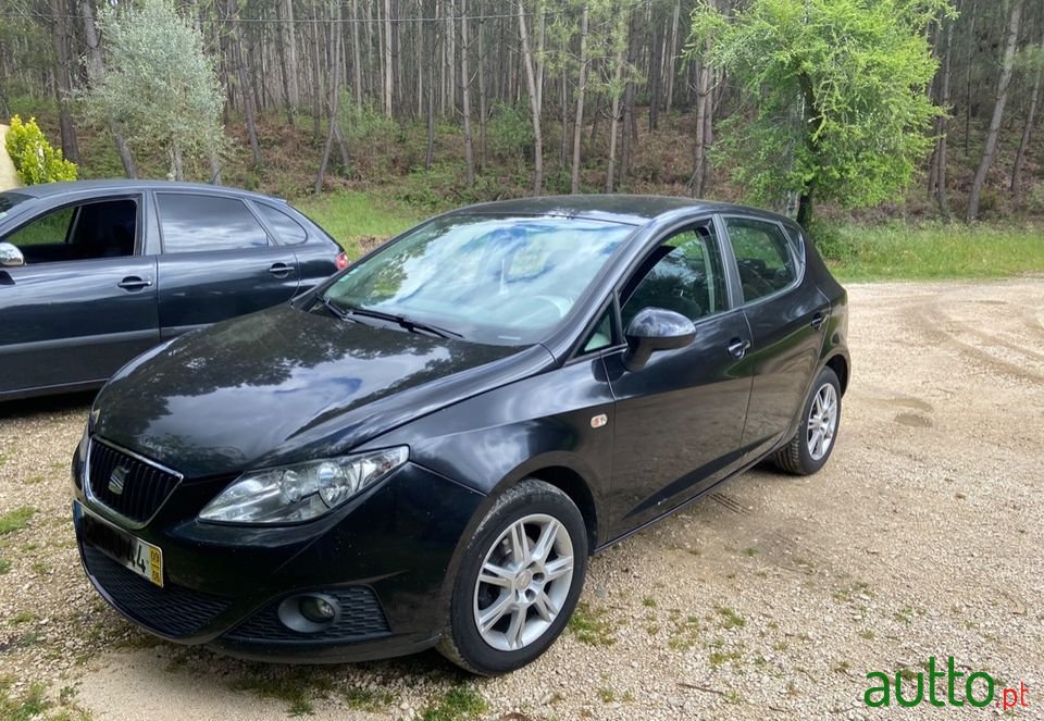 2009' SEAT Ibiza photo #3