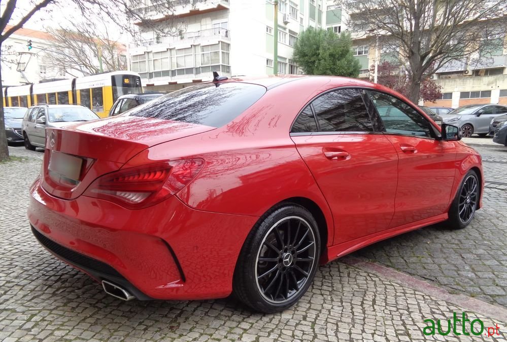 2013' Mercedes-Benz CLA 220 photo #5