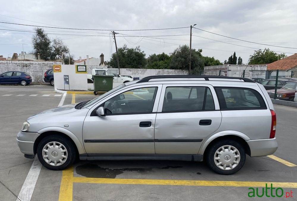 2000' Opel Astra Caravan photo #3