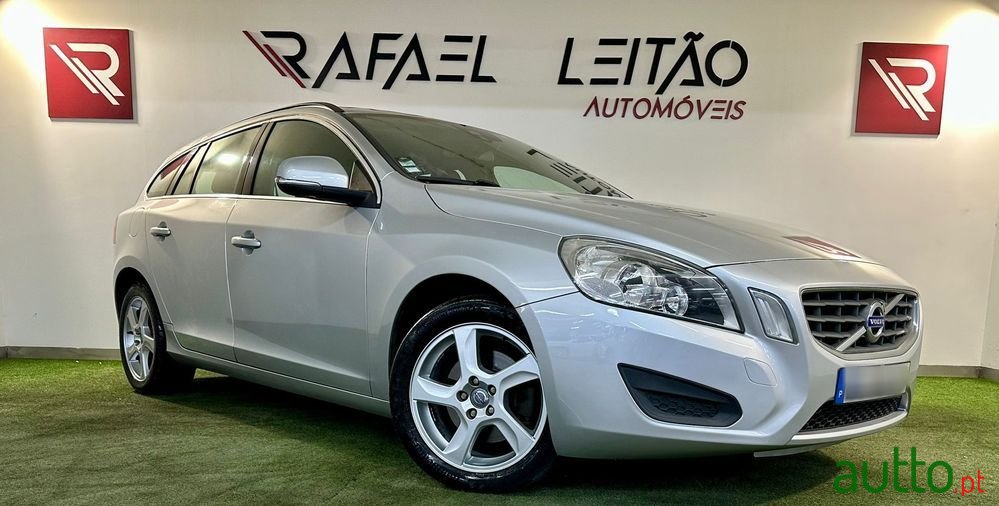 2011' Volvo V60 photo #4