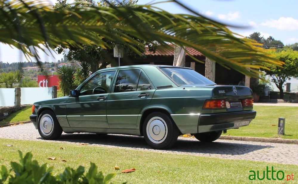 1992' Mercedes-Benz 190 E 1.7 photo #3