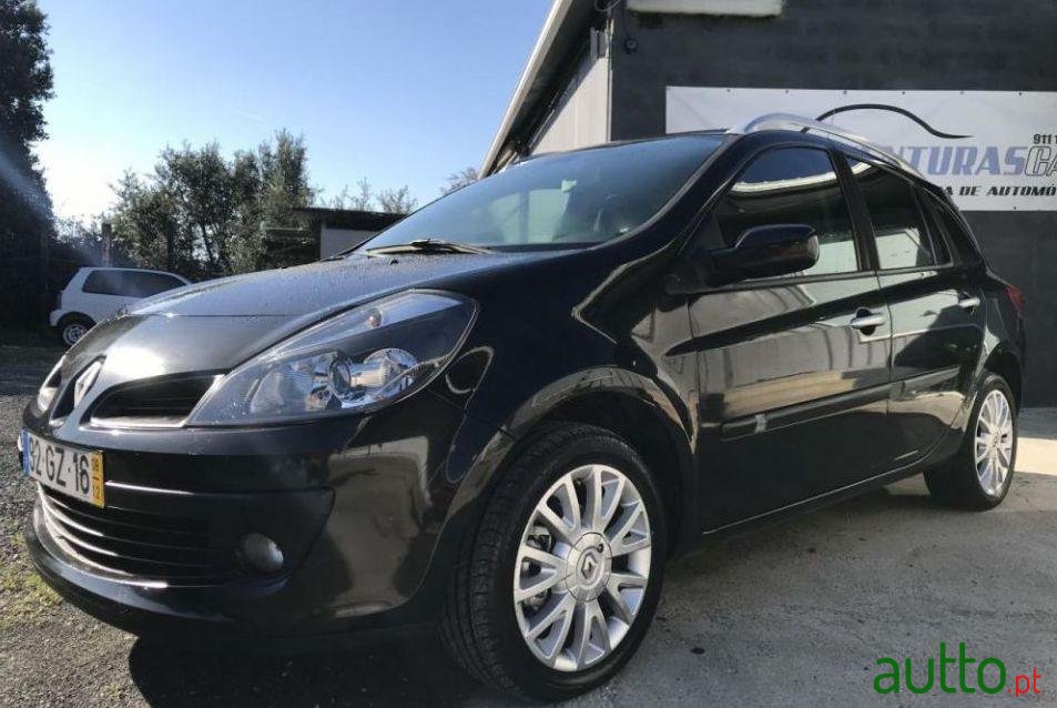 2008' Renault Clio Break photo #1