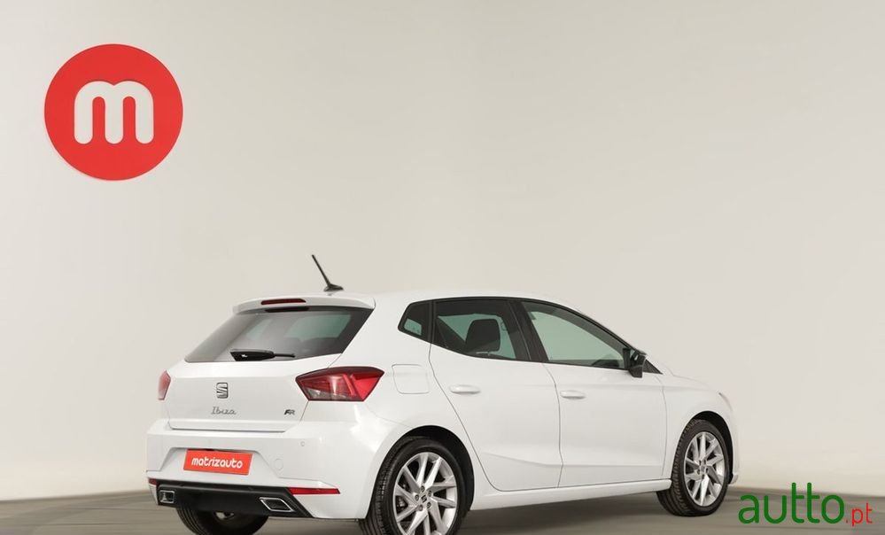2022' SEAT Ibiza 1.0 Tsi Fr Dsg photo #4
