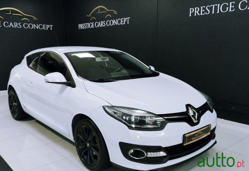 2014' Renault Megane Coupe photo #1