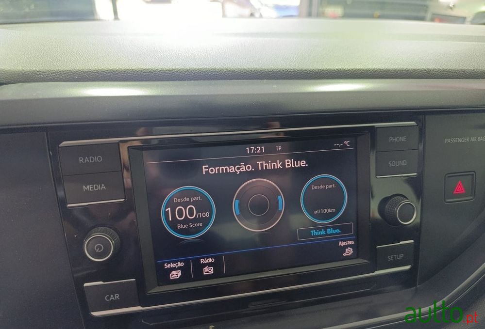 2018' Volkswagen Polo photo #4