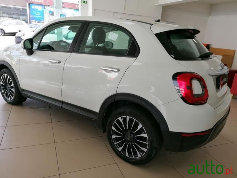 2019' Fiat 500X photo #2