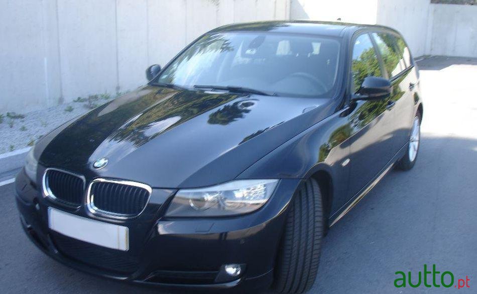 2012' BMW 320 Ver-D-Touring photo #1