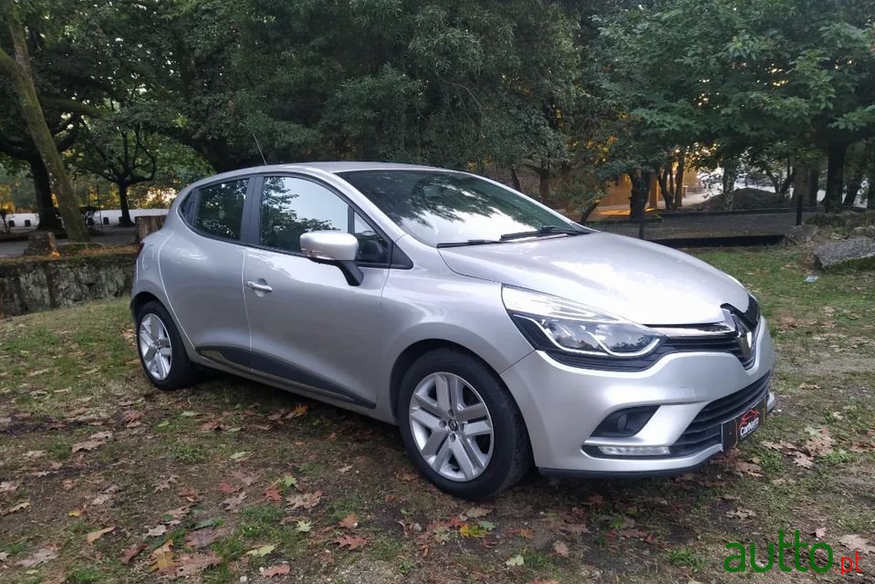 2016' Renault Clio photo #3
