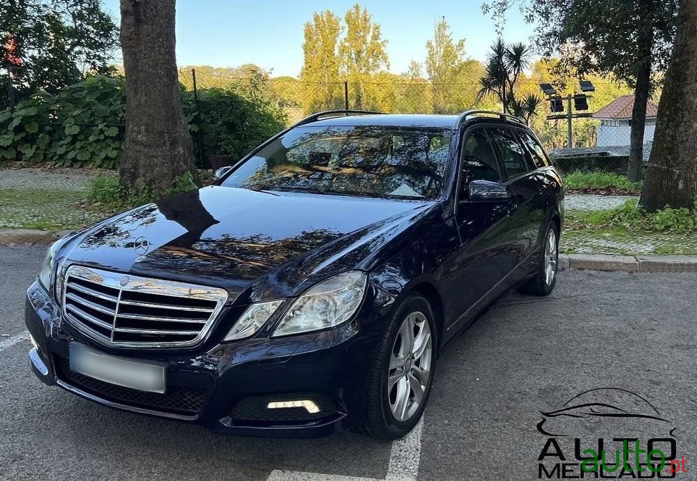 2010' Mercedes-Benz E 250 photo #1