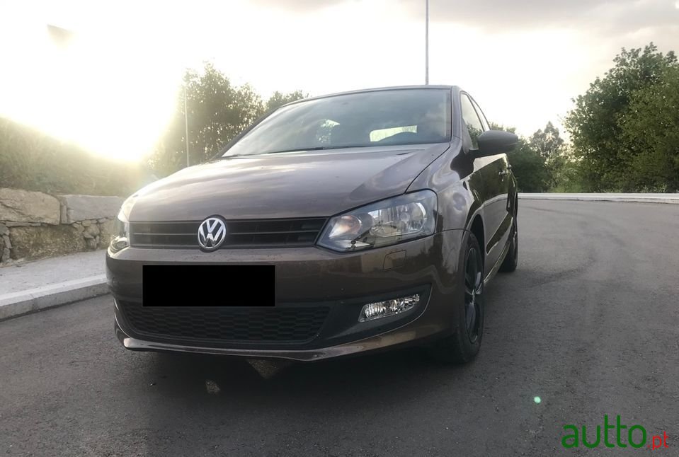 2014' Volkswagen Polo photo #4