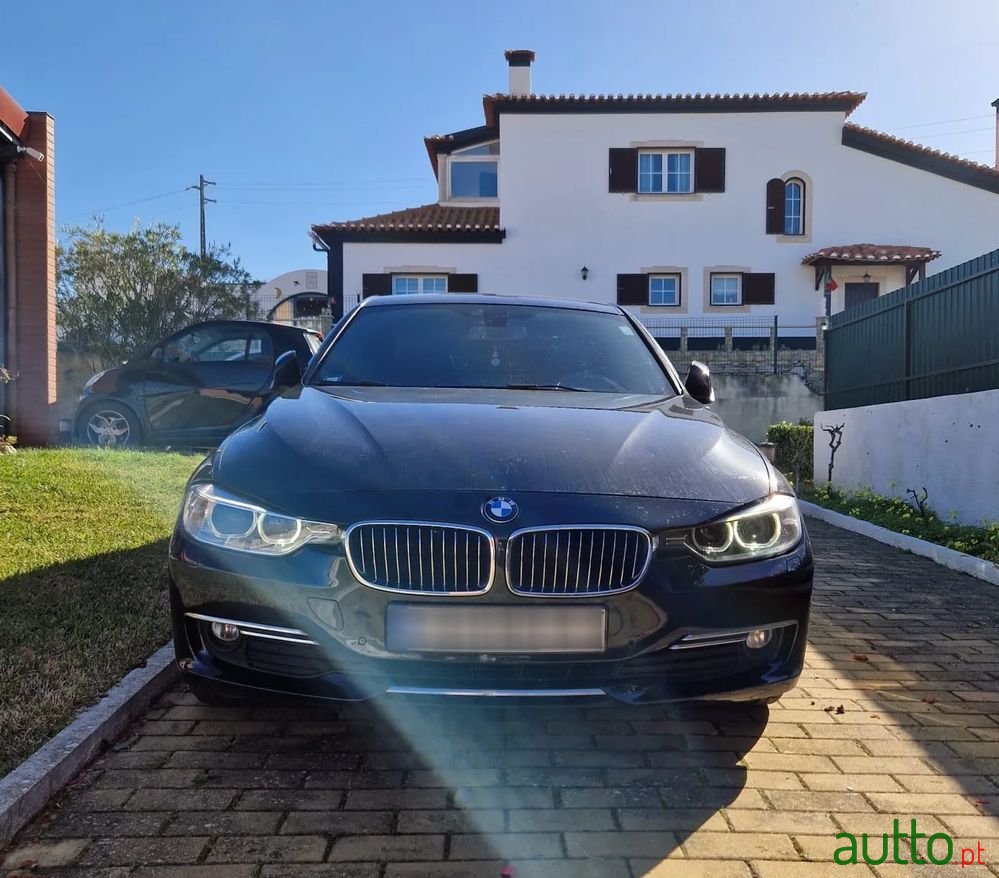 2015' BMW 318 photo #4
