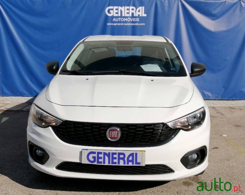 2019' Fiat Tipo photo #2