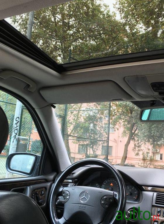 2000' Mercedes-Benz E 320 Cdi Avantgarde photo #4