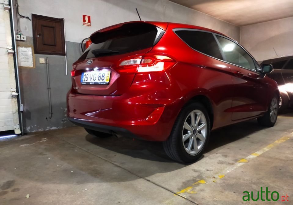 2018' Ford Fiesta photo #2