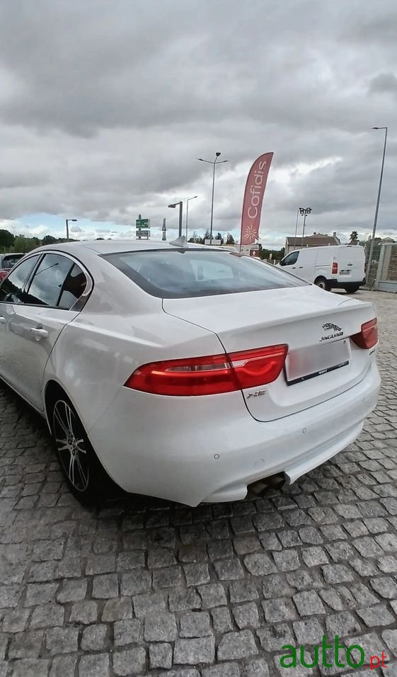 2015' Jaguar XE 2.0 D Prestige Aut. photo #6